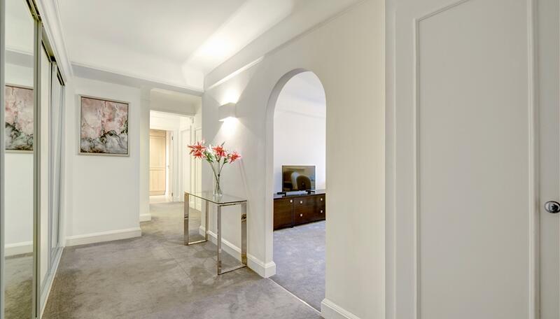 2 bed property in 145 Fulham Road, London